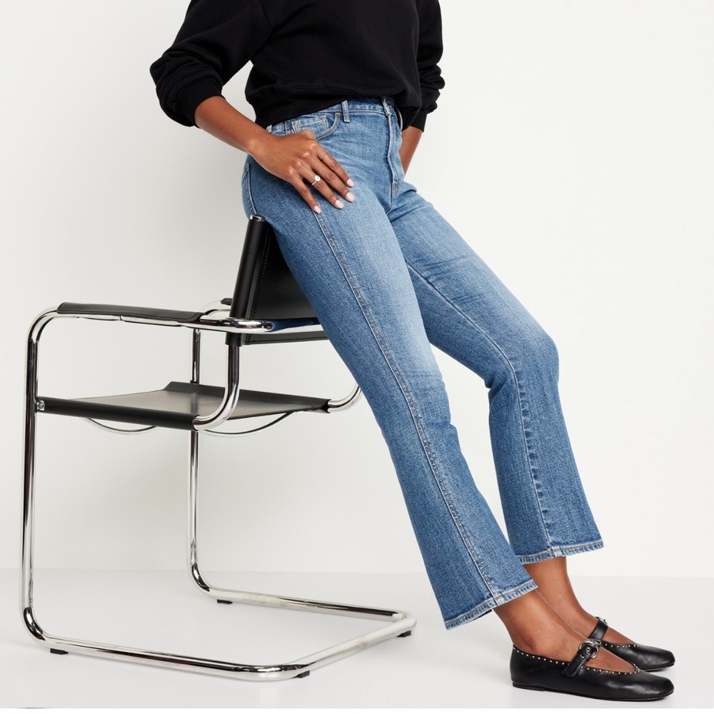 NWT- Old Navy - 20. High Rise Vintage Flare Crop